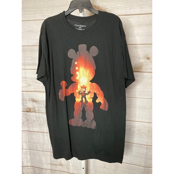 Brand New Five Nights at Freddy's I Survived Trap Graphic Short Sleeve T-Shirt M - Picture 1 of 4